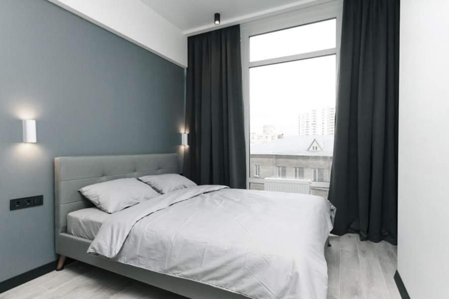 Hotrent Pechersk Lesy 20/22 เคียฟ ภายนอก รูปภาพ