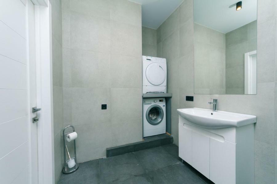 Hotrent Pechersk Lesy 20/22 เคียฟ ภายนอก รูปภาพ