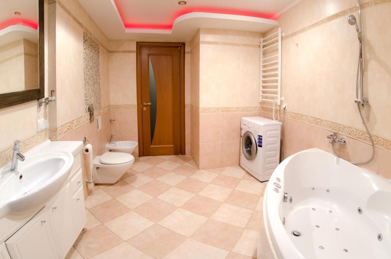 Hotrent Pechersk Lesy 20/22 เคียฟ ภายนอก รูปภาพ