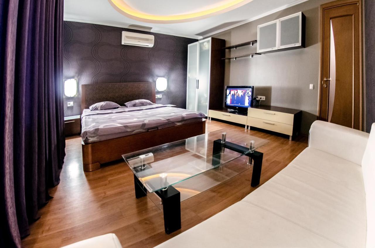 Hotrent Pechersk Lesy 20/22 เคียฟ ภายนอก รูปภาพ